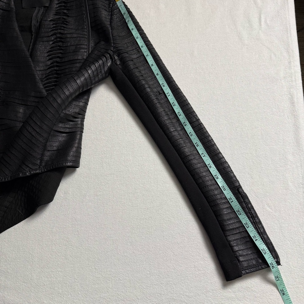 SCOOP NYC Black Textured Genuine Leather Jacket Moto Chic Asymmetrical Size S - Picture 6 of 16